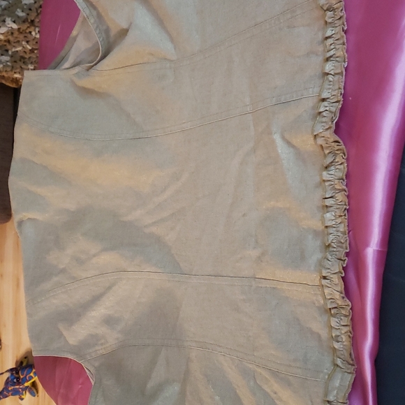 Vest - Picture 5 of 6